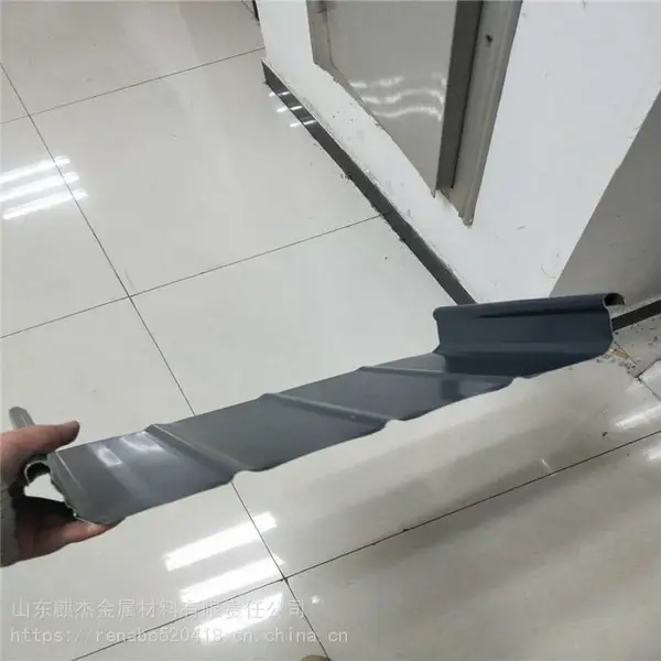 铝镁锰氟碳彩铝瓦 65-420 430直立锁边彩铝瓦