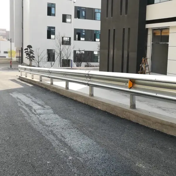 三明尤溪波形护栏成型高速公路波形护栏报价普通型波形护栏