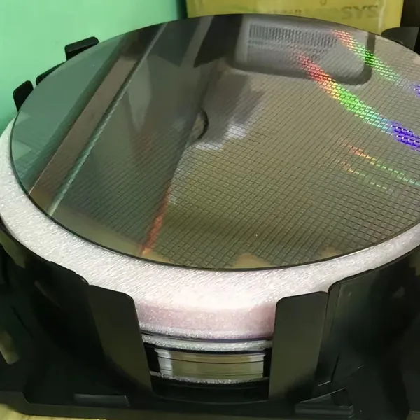 半导体芯片激光切割机 硅晶圆激光划片机 专业源头厂家 超越激光