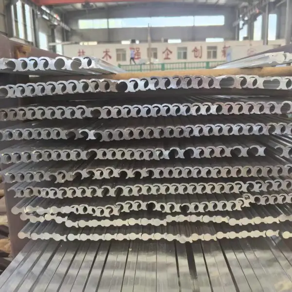 6063可折弯铝排导电优良构型多变选宜发
