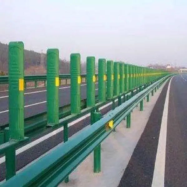 兴义六盘水遵义公路波形防撞护栏板多少钱一米