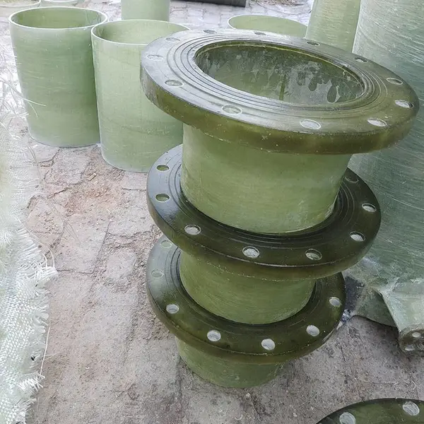 巨卫玻璃钢法兰管件耐热防腐弯头三通四通法兰异形管件风阀管件