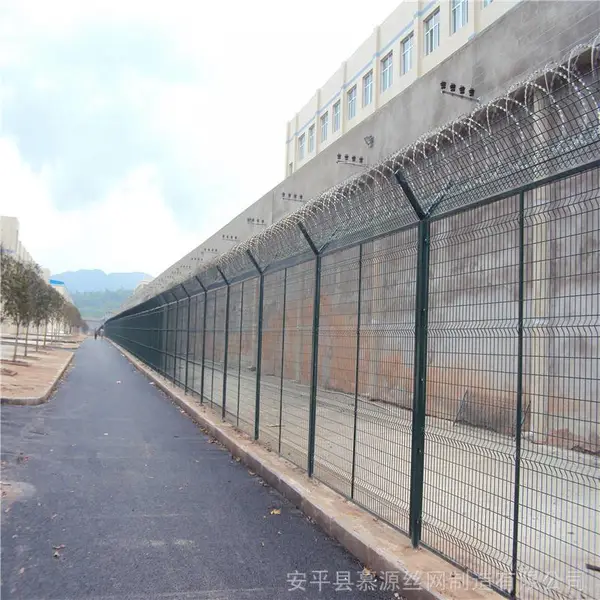 河南郑州 防攀爬护栏网 刀片隔离网 刀刺防逃网