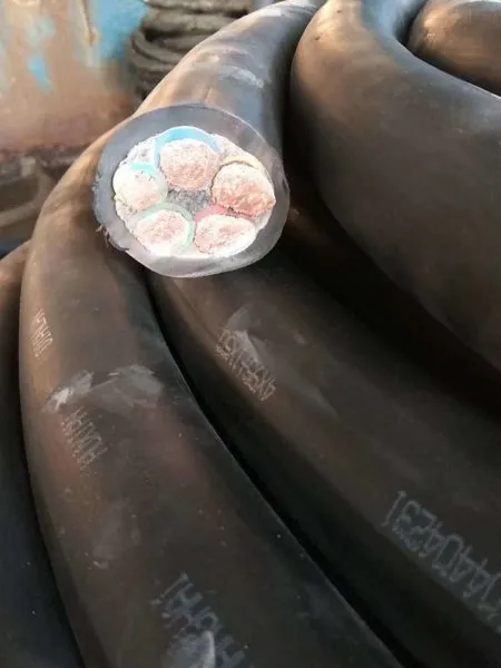 上海沪贤牌(YC)橡套电缆3*50+2*16 mm 额定电压450V/750V 大杆无氧铜丝