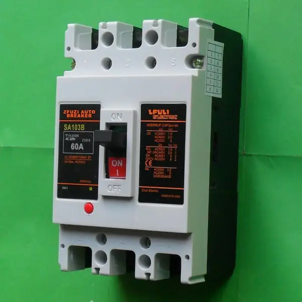 ��ʿ�ܿǶ�·��EA32 2P10a EA33 3P30A�ֻ���Ӧ��AC220VV