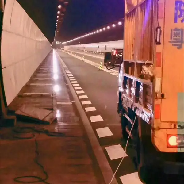 甘肃双面塑料诱导标自发光装置 市政道路设置道钉