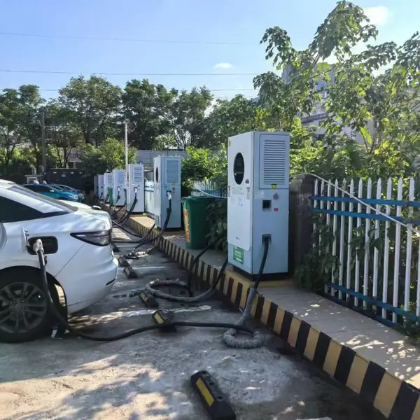 公牛单枪快充站120KW：科技***，充电效率飞速提升