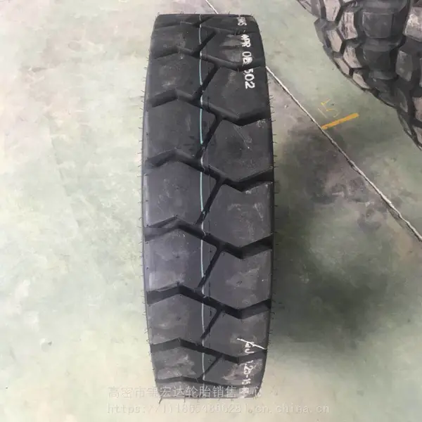 供应朝阳650-10叉车轮胎28×9-15充气轮胎加强加厚825-15