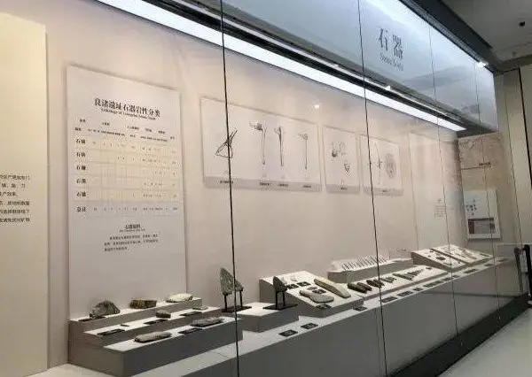 字画收藏馆恒温恒湿展柜定做厂家-智能控制博物馆展柜定制公司