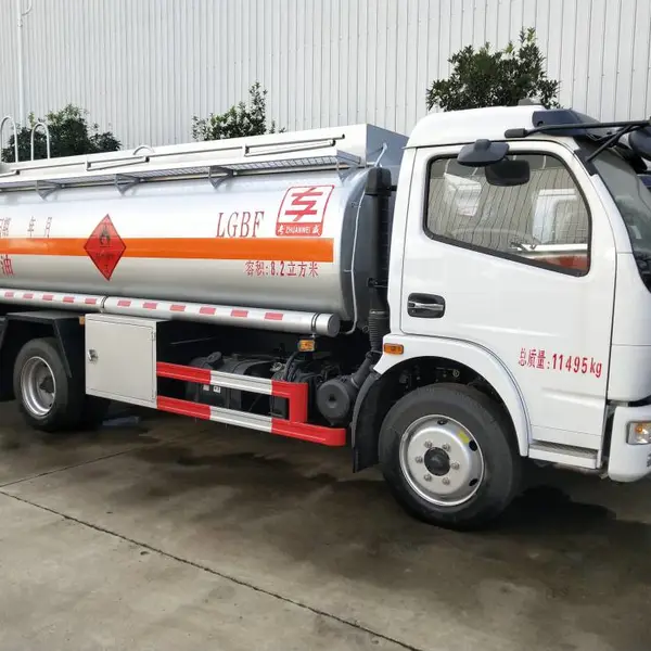 临沂天锦加油车***