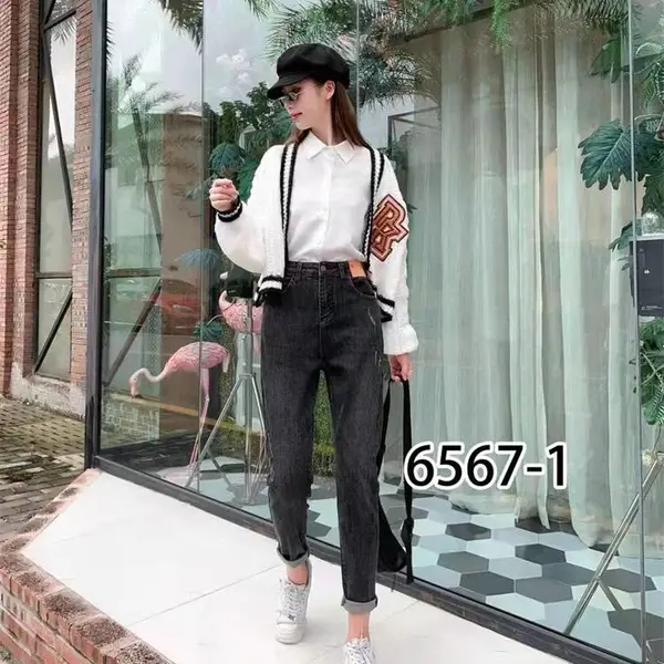 昆明外贸牛仔裤厂家螺蛳湾地摊牛仔裤贵阳洗水棉大码女装广州