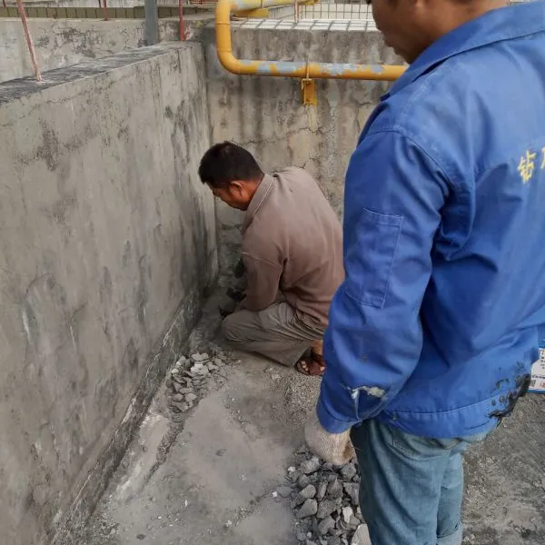 惠州市龙门工厂楼顶防水补漏隔热公司/龙溪外墙窗台漏水防水补漏公司