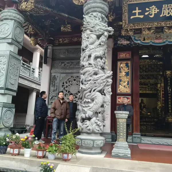 文化柱石雕厂家直销 青石盘龙柱 文化广场标志柱来图加工