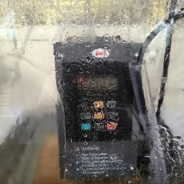 IP65����ɰ������������м2.2KW��Ƶ������֧�ֻ����ù�ָ������