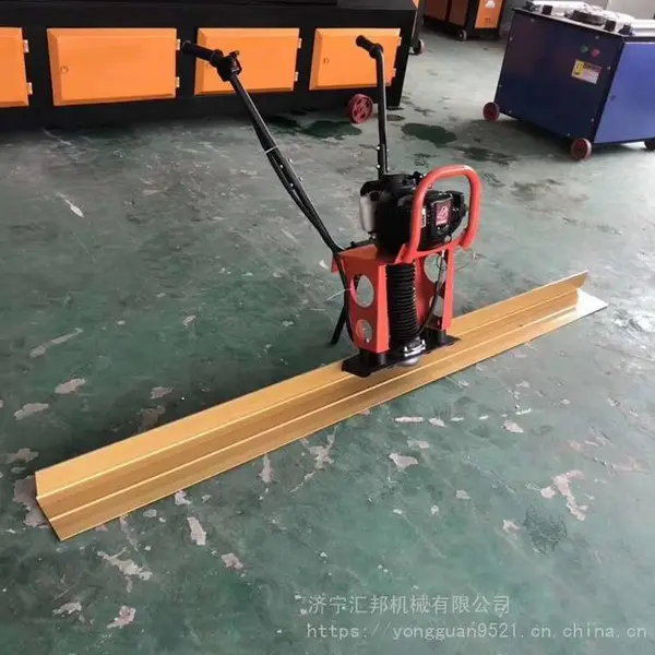 ***水泥路面震平尺 汽油磨光振动尺震平尺 手扶式震平尺