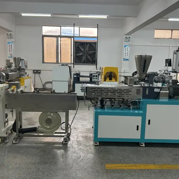 高填充母粒造粒设备 塑料混炼挤出制粒机 水冷拉条水下切粒