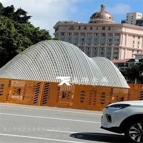 抽象园林不锈钢假山造型雕塑、白色氟碳漆不锈钢方管假山造型摆件