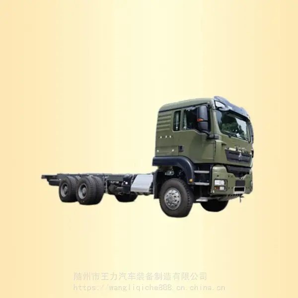 重汽HOWO六驱越野运兵车ZZ2257V455GF1 豪沃TX-W驾驶室 400马力