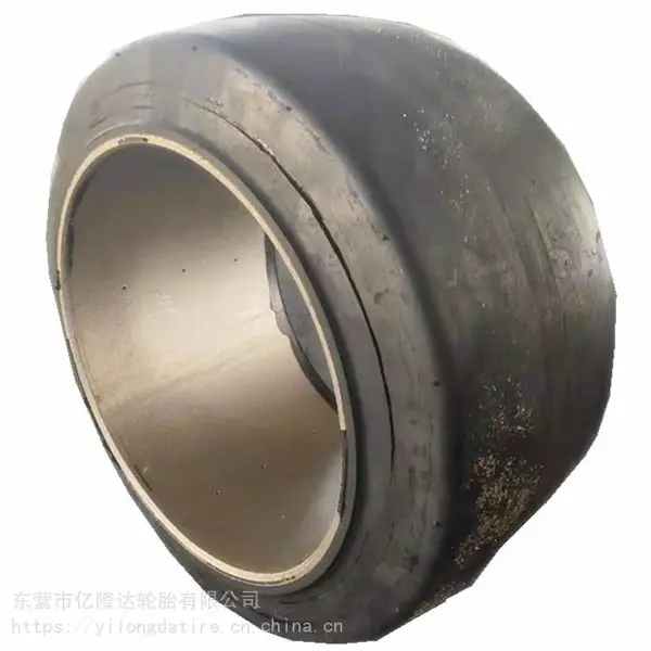 供应防腐管道线设备实心轮胎18*8*12 1/8 压配式实心轮胎
