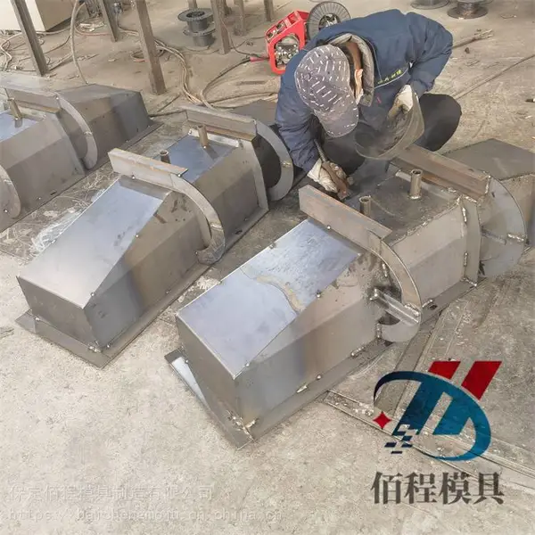 预制枕木模具材质规格 佰程品牌 水泥枕木模具使用特点