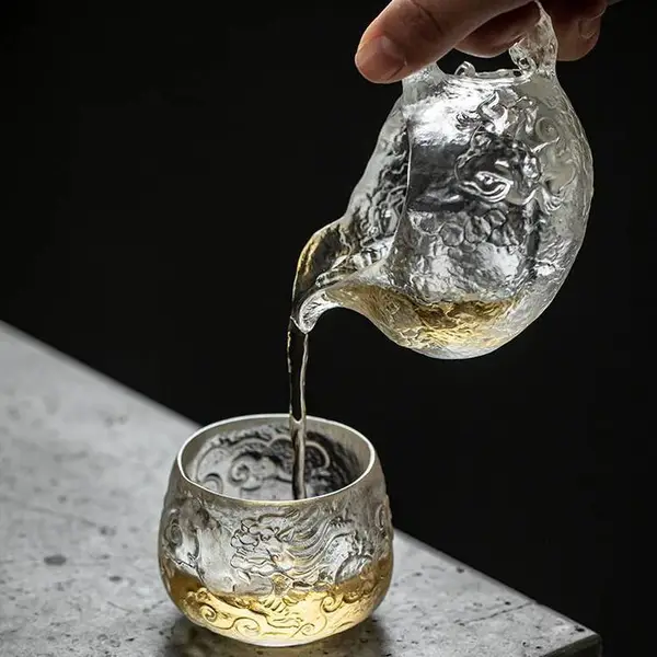 琉璃茶杯茶具古法琉璃艺术禅意,古法琉璃***工厂,深圳广州琉璃礼品定制,琉璃茶宠香插干泡台