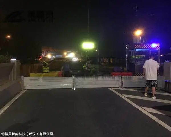 ˮ����ˮ�� ��Ѵ��ˮ�尲װ �ƶ�ʽ��ˮ�� �Ӻ����Ͻ�ˮ��