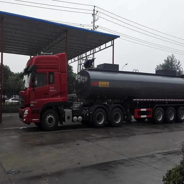 玉柴东特普货液体罐车35方净水剂运输半挂车