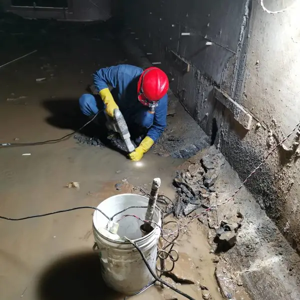 地下室防水堵漏 地下室抗渗堵漏 地下室带水堵漏