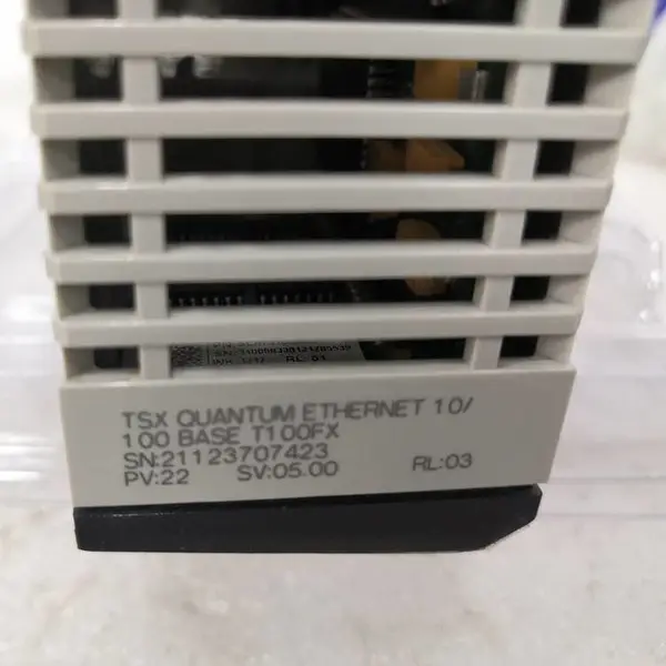 140NOE77101 RIO站适配器昆腾Quantum莫迪康Modicon