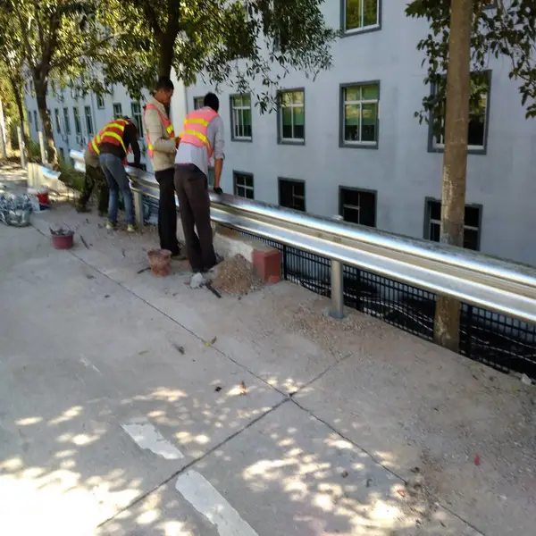 龙岩高速公路波形护栏预算普通公路波形护栏波形护栏厂家生产厂家