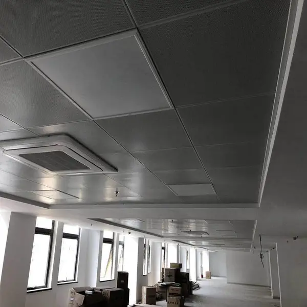 粤艺佰定制600x600抗菌铝扣板吊顶 1.0厚白色平面铝方板