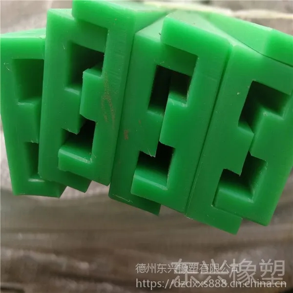 专业定做 超高分子量聚乙烯异型材 耐磨齿轮轴套 HDPE链条导轨