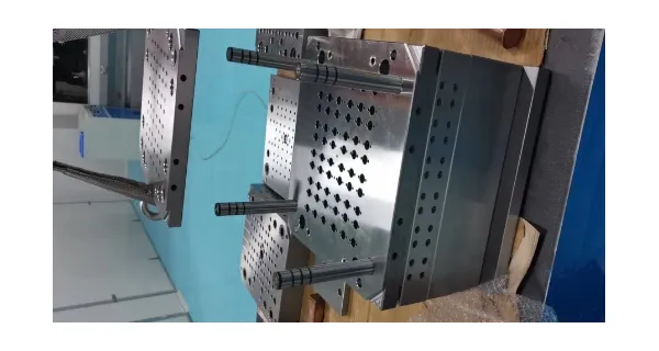 东莞注塑模具多少钱 深圳市永创星科技供应