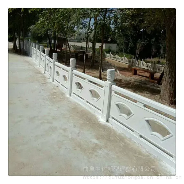 菏泽厂家直销河道仿石水泥栏杆 水泥石雕预制栏杆 仿石围栏