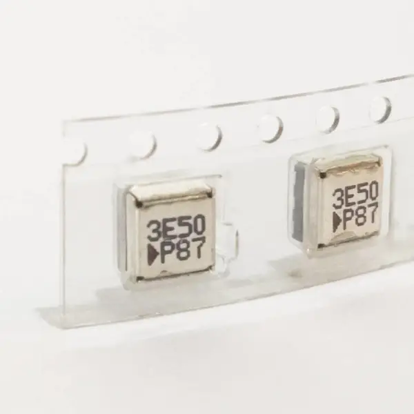 CL05EL3500AAE 3500MHz 3400-3600MHz 贴片环行器 Partron 拍前咨询