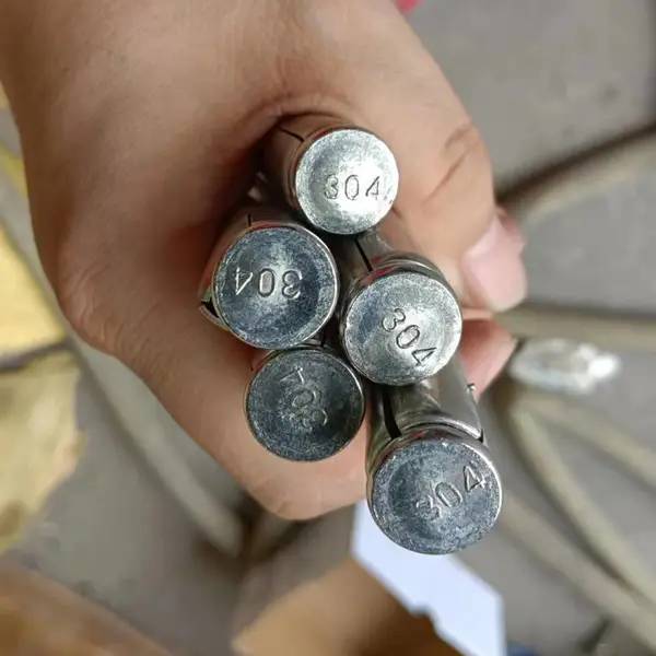 不锈钢膨胀螺栓出售 大部分规格尺寸都是现成的 下款就能发