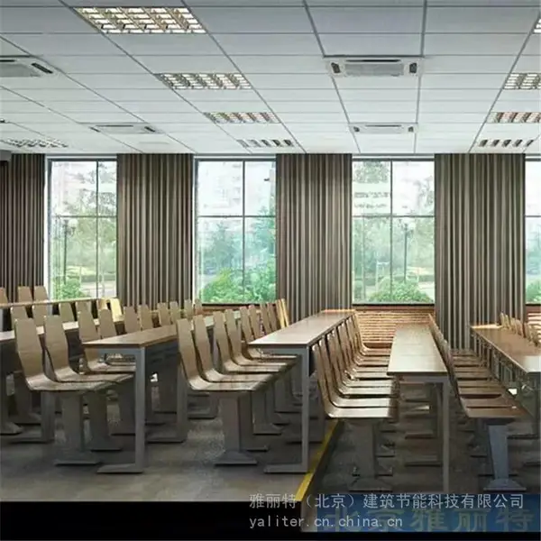 ��̨ѧУ���� �����ڹⲼ�մ��� ��ѧ¥����������