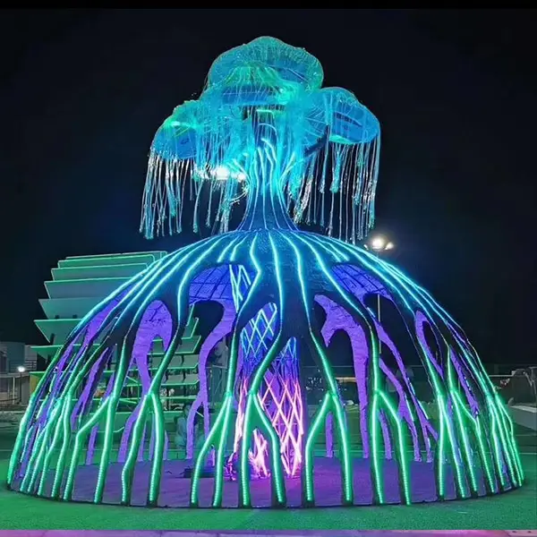2022圣诞节灯饰华亦彩工厂定制圣诞球形装饰灯光雕造型灯led彩灯