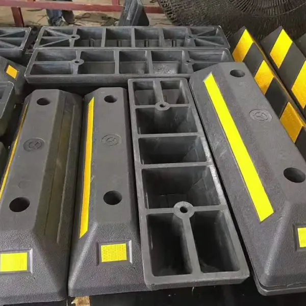��λ��������λ���賵��ͣ��λ�ص��𽺶�λ���������ֳ���ͣ��׮