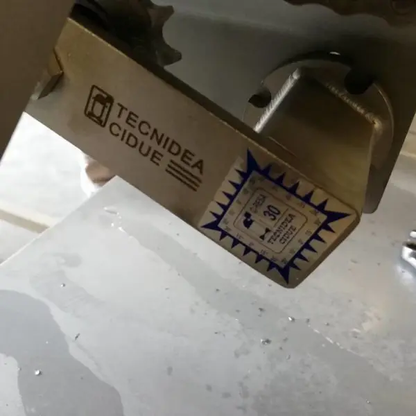 泰尼达张紧装置