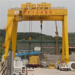 双梁工程门机单梁工程门机供应商 吊钩门式起重机