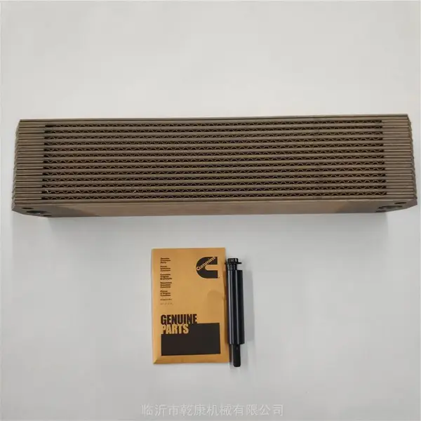 山推 SER40 旋挖钻康明斯QSX15发动机机油冷却器4955831