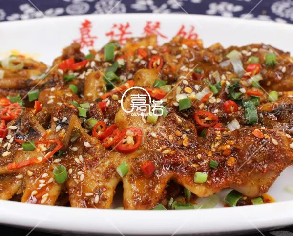 街边铁板小吃培训 西安热卖铁板鱿鱼烤鸭肠学习