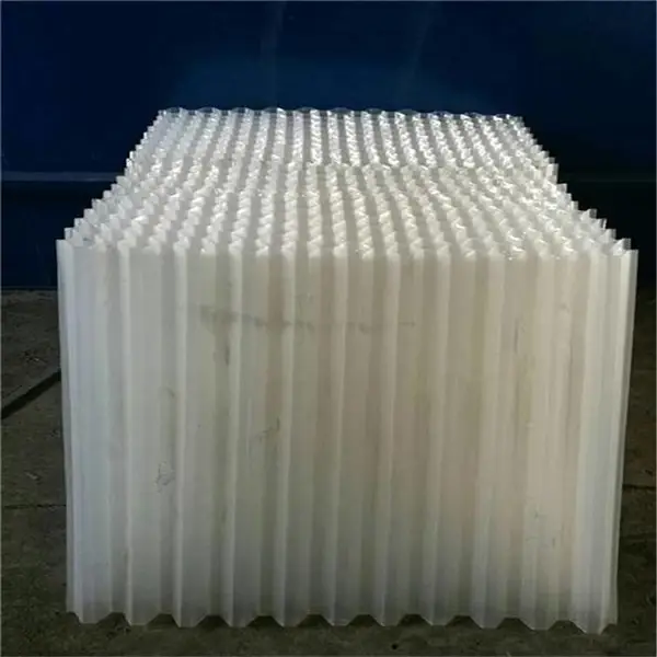 给排水工程安装蜂窝斜管填料源头工厂 斜管沉淀池填料规格齐全 荣茂