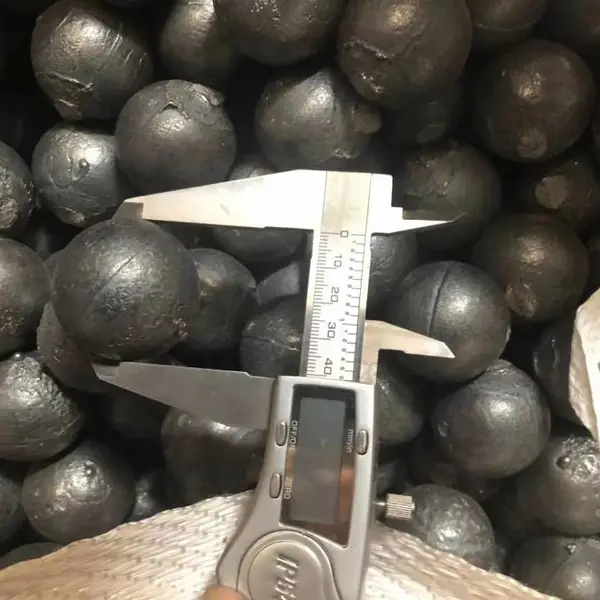 铁矿铁精粉研磨钢球 锻造 铸造 热轧钢球 价格 质量
