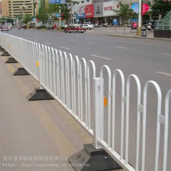 道路市政护栏 人行道机非隔离栏 1米高带反光标