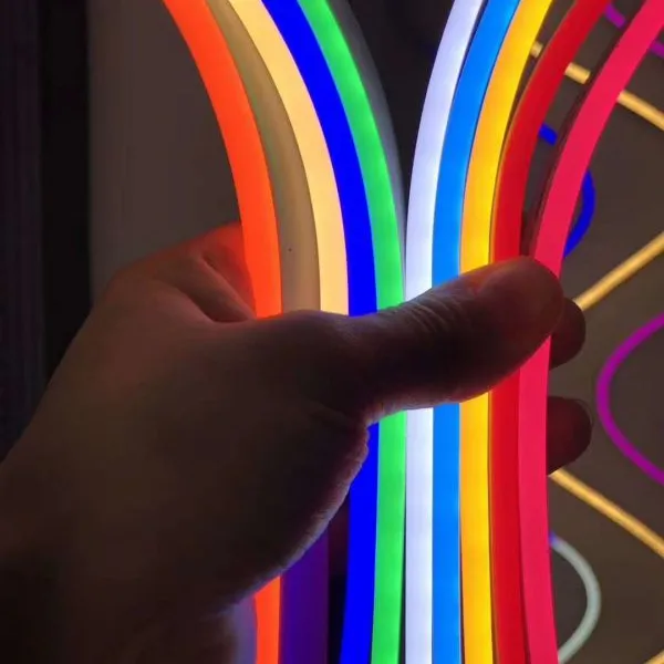 深圳LED硅胶灯带挤出机
