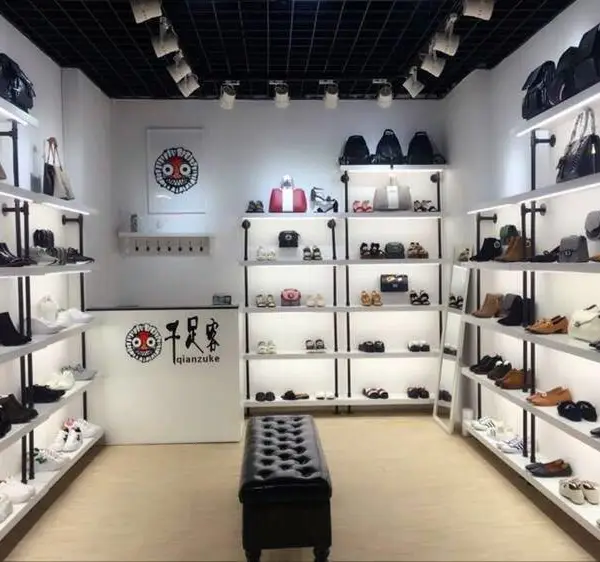 南充鞋店展柜订做厂家