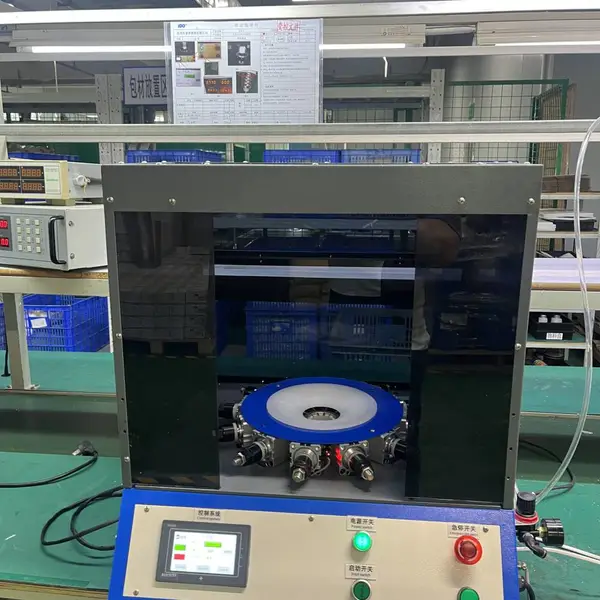 E26E39E40LED玉米灯节能灯球泡灯具灯头铆合测试点亮一体机