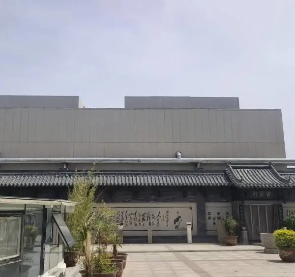 商铺中央空调外机噪音大怎么降噪?隔音减振措施|河南鸿光环保
